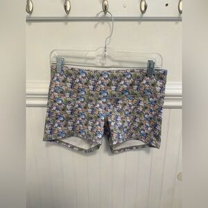 Floral Patterned Women's Athletic Shorts